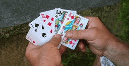 Ecarte spelas med endast 32 kort